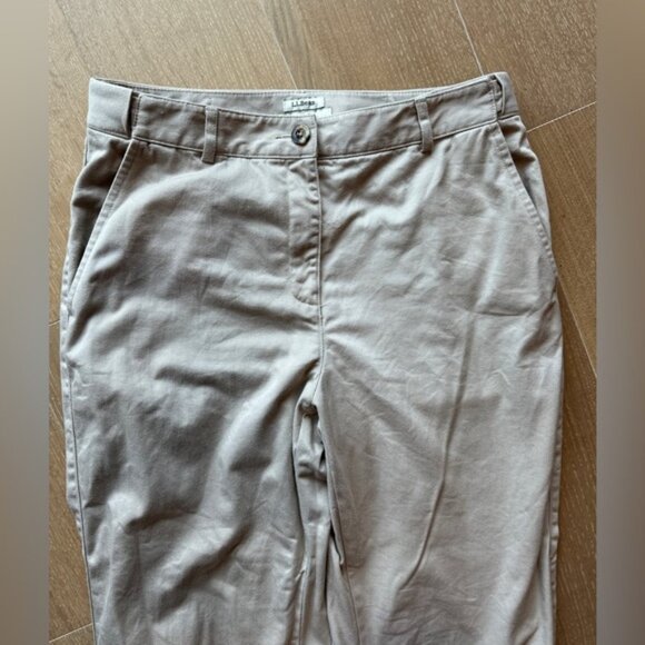L.L. Bean Classic Fit Fleece-Lined Khakis – Straight Leg | Size 6 - Picture 1 of 6
